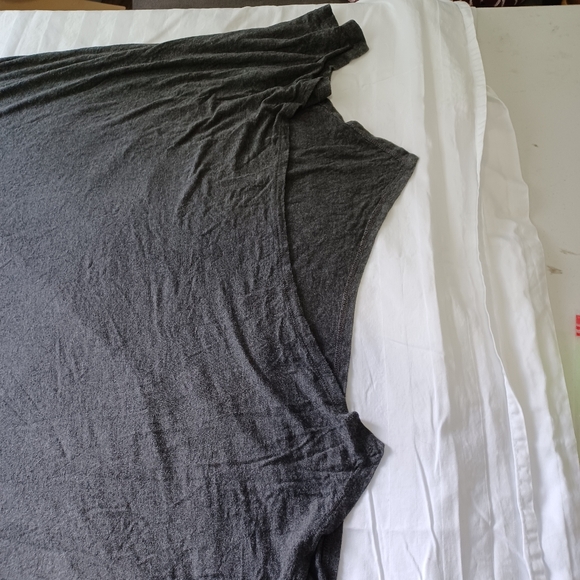 Torrid Super Soft Knits Size 3 Tank Top LOVE in Florals on Gray - Picture 11 of 11